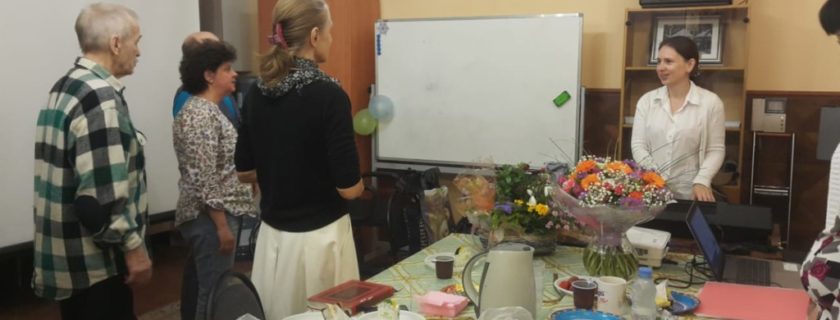 Хоровая студия отпраздновала день рождения музыкального руководителя Екатерины Коноваловой