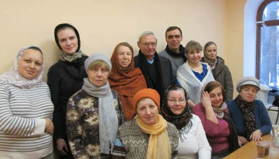 При храме свт. Иова, Патриарха Московского и всея Руси, в Кунцеве открылся Семейный клуб трезвости, оказывающий помощь страждущим алкоголизмом и наркоманией и их родным